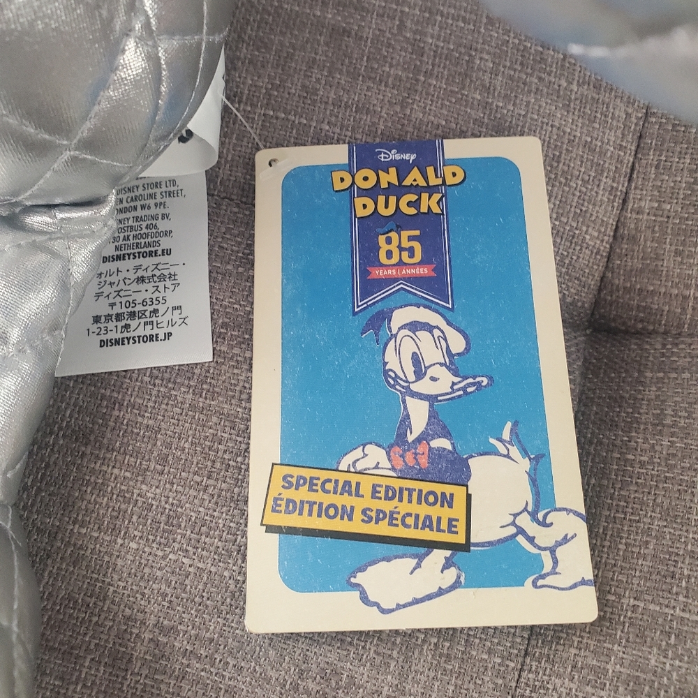Disney Donald Duck 85th NWT - Picture 2 of 7